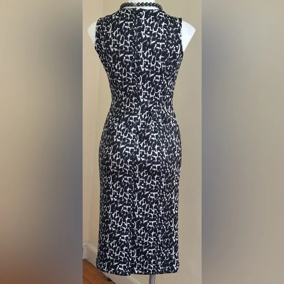 NEW YORK & COMPANY Black & White Sleeveless Bodycon Dress Sz. XS - Picture 2 of 12